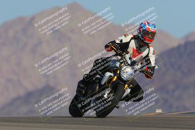 media/Oct-01-2023-SoCal Trackdays (Sun) [[4c570cc352]]/Turn 9 Set 1 (950am)/